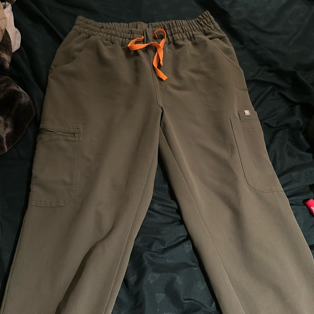 Olive green Figs Jogger Pants (High Waisted)